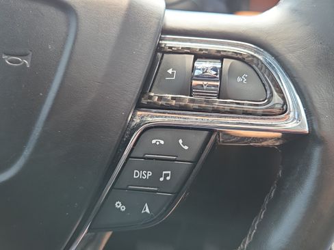 Used 2021 Lincoln Nautilus Reserve AWD/4WD image 22