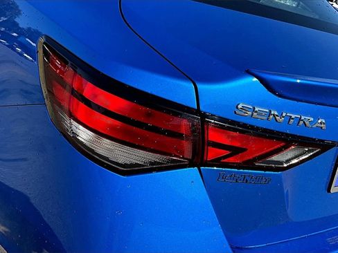 Used 2024 Nissan Sentra SR w/ SR Premium Package image 30