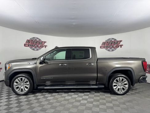 Used 2019 GMC Sierra 1500 Denali w/ Technology Package AWD/4WD image 4