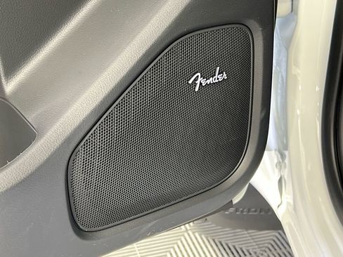 Certified 2024 Nissan Frontier SL w/ Technology Package image 18