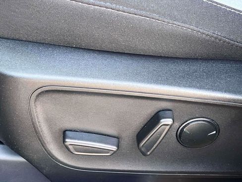 Certified 2023 Ford Escape Active AWD/4WD image 17