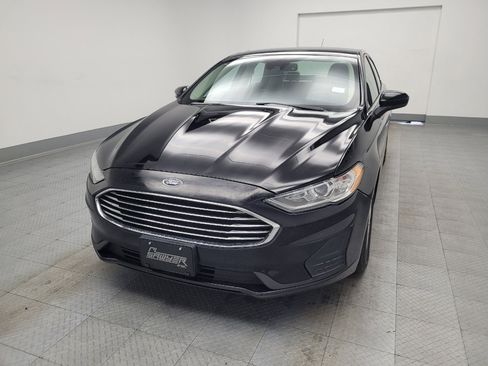 Used 2019 Ford Fusion S image 15