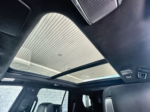 Certified 2021 Cadillac Escalade Sport Platinum AWD/4WD image 18