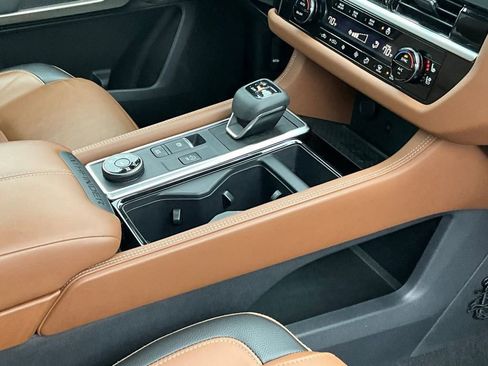 Used 2023 Nissan Pathfinder Platinum w/ Cargo Package image 17