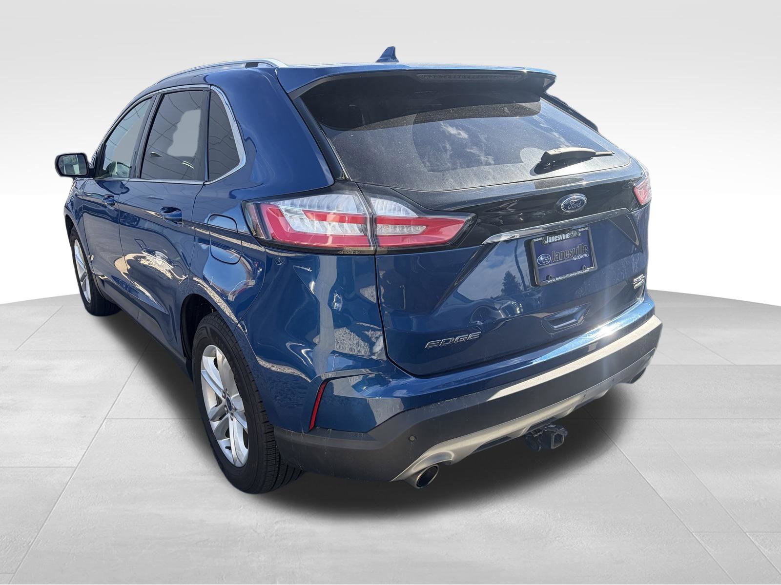Used 2020 Ford Edge SEL w/ Convenience Package AWD/4WD image 3