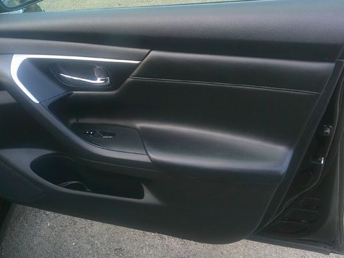 Used 2015 Nissan Altima 2.5 S w/ Power Driver Seat Package image 19