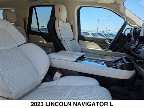 Certified 2023 Lincoln Navigator L Black Label AWD/4WD image 25