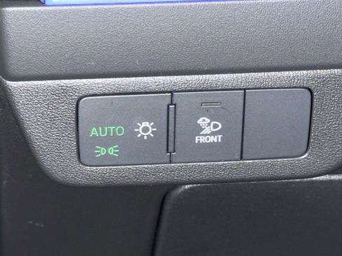 Used 2023 Audi Q4 e-tron Prestige w/ 20" Wheel Package image 28