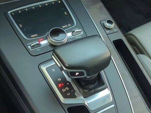 Used 2018 Audi Q5 Prestige image 12