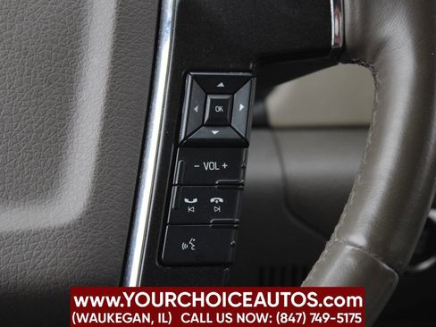 Used 2015 Lincoln Navigator 4WD image 25