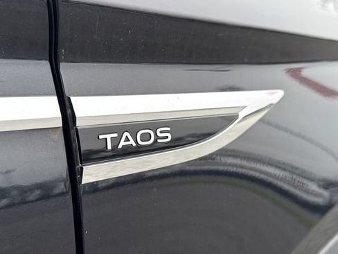 Certified 2023 Volkswagen Taos S FWD image 17