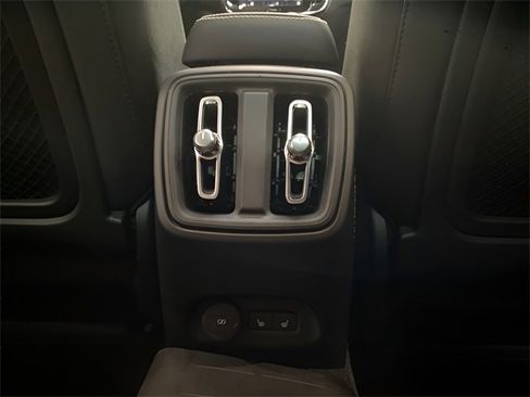 Used 2023 Volvo XC40 Recharge Ultimate w/ Protection Package Premier image 61