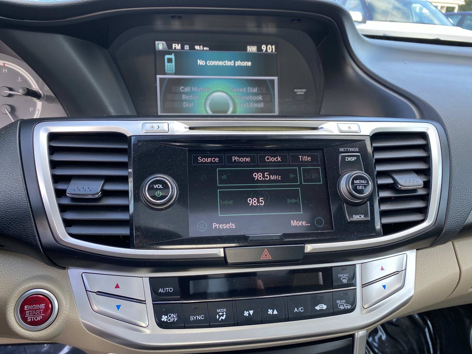 Used 2015 Honda Accord EX-L image 10
