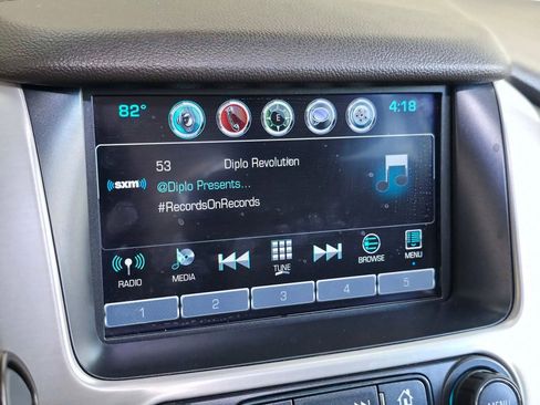 Used 2018 GMC Yukon XL SLT w/ Premium Edition AWD/4WD image 24