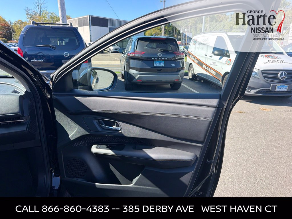Certified 2024 Nissan Ariya AWD image 29