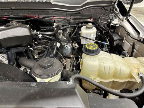 Used 2019 Ford F250 XL w/ Power Equipment Group AWD/4WD image 25