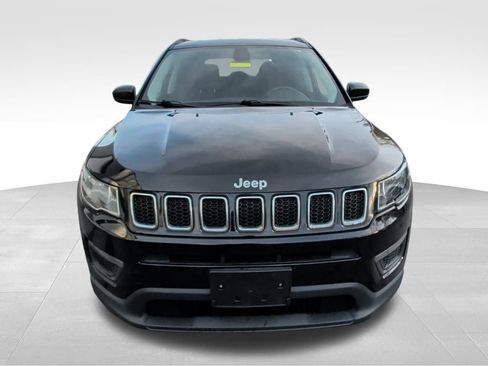 Used 2018 Jeep Compass Sport w/ Cold Weather Group image 8