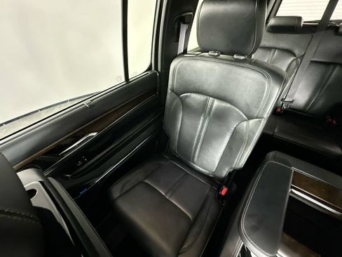 Used 2023 Jeep Grand Wagoneer 4WD image 12