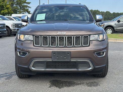 Used 2021 Jeep Grand Cherokee Limited w/ Trailer Tow Group IV RWD image 3
