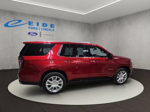 Used 2021 Chevrolet Tahoe High Country w/ Premium Package AWD/4WD image 7