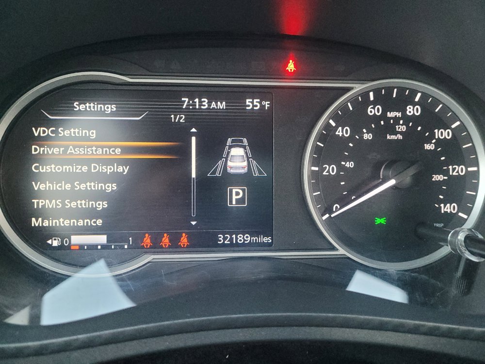 Used 2025 Nissan Versa SV FWD image 23