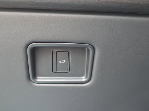 New 2025 Land Rover Range Rover SE AWD/4WD image 28