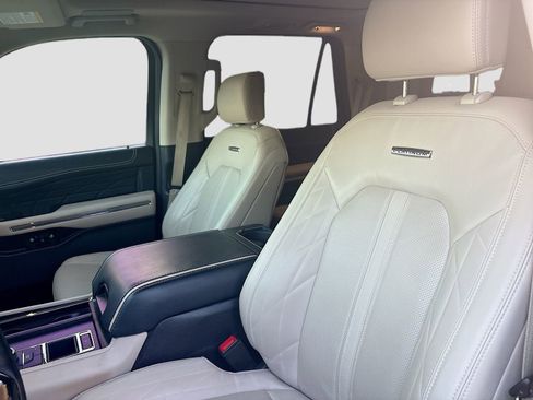 Used 2022 Ford Expedition Platinum RWD image 22