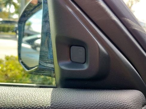 Used 2025 Acura MDX w/ Technology Package image 19