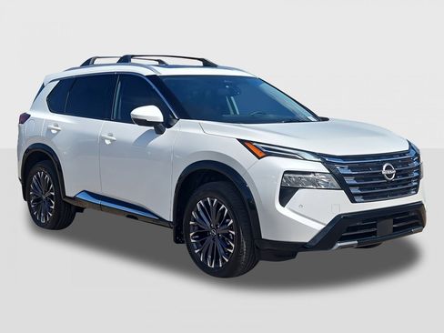 New 2026 Nissan Rogue Platinum w/ Platinum Premium Package image 3