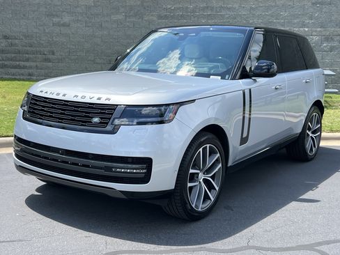 Certified 2025 Land Rover Range Rover SE AWD/4WD image 1