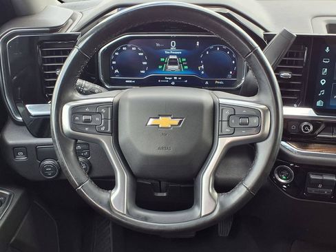 Used 2025 Chevrolet Silverado 1500 LT RWD image 20