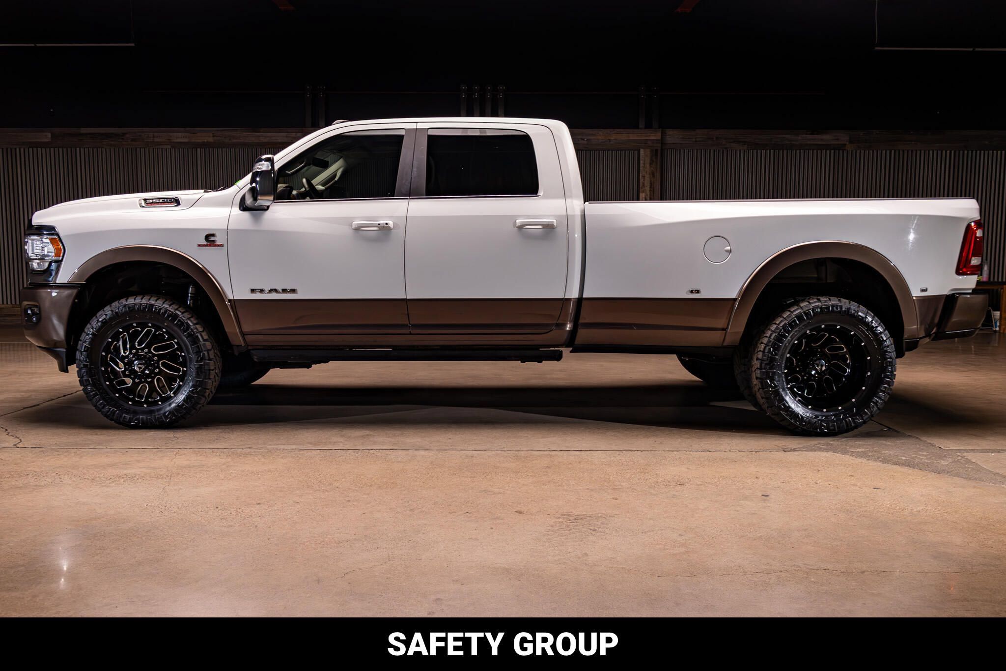 Used 2024 RAM 3500 Limited w/ Safety Group AWD/4WD image 6