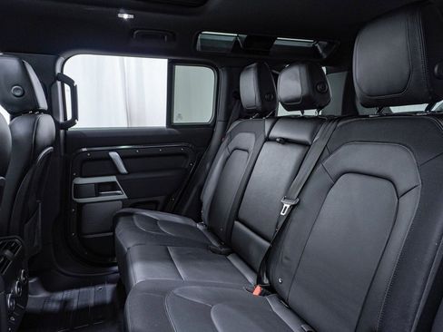 Used 2023 Land Rover Defender 110 X-Dynamic SE image 20