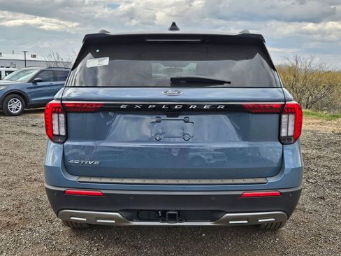 New 2026 Ford Explorer Active w/ Active Comfort Package image 6
