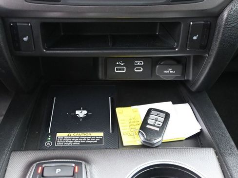 Used 2024 Honda Passport EX-L image 23