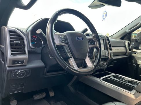 Used 2019 Ford F250 Platinum w/ Platinum Ultimate Package image 10