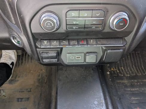 Used 2024 GMC Sierra 3500 Pro AWD/4WD image 23