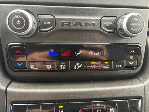 Used 2022 RAM ProMaster 3500 w/ Fleet Safety Group (AWQ) FWD image 19