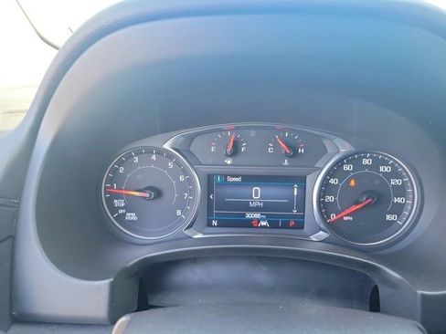 Used 2024 GMC Terrain SLE image 18