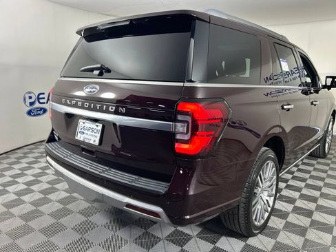 Used 2023 Ford Expedition Platinum AWD/4WD image 8