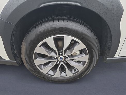 Used 2025 Subaru Outback Limited XT image 33