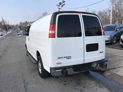 Used 2015 GMC Savana 2500 image 6