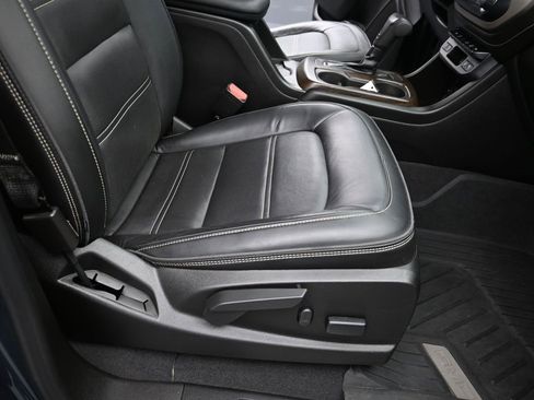 Used 2019 GMC Canyon Denali image 32