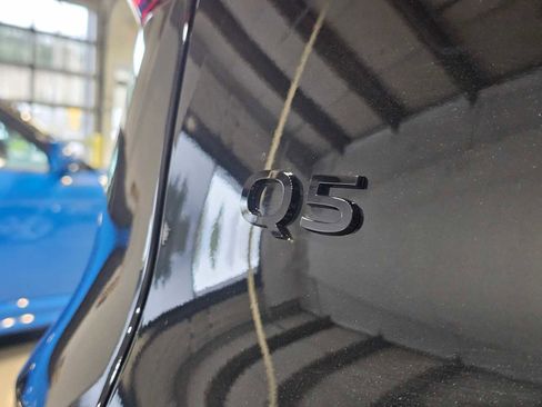 New 2025 Audi Q5 Prestige image 14