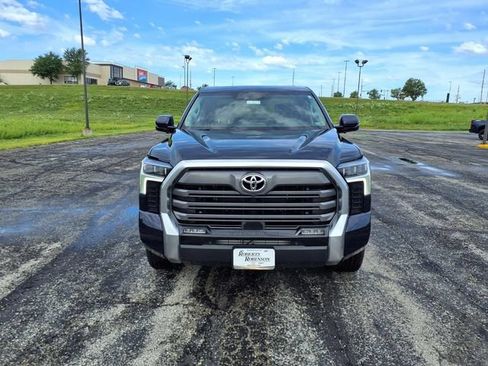 Used 2024 Toyota Tundra Limited AWD/4WD image 2