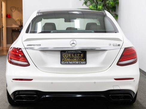 Used 2019 Mercedes-Benz E 63 AMG S image 4