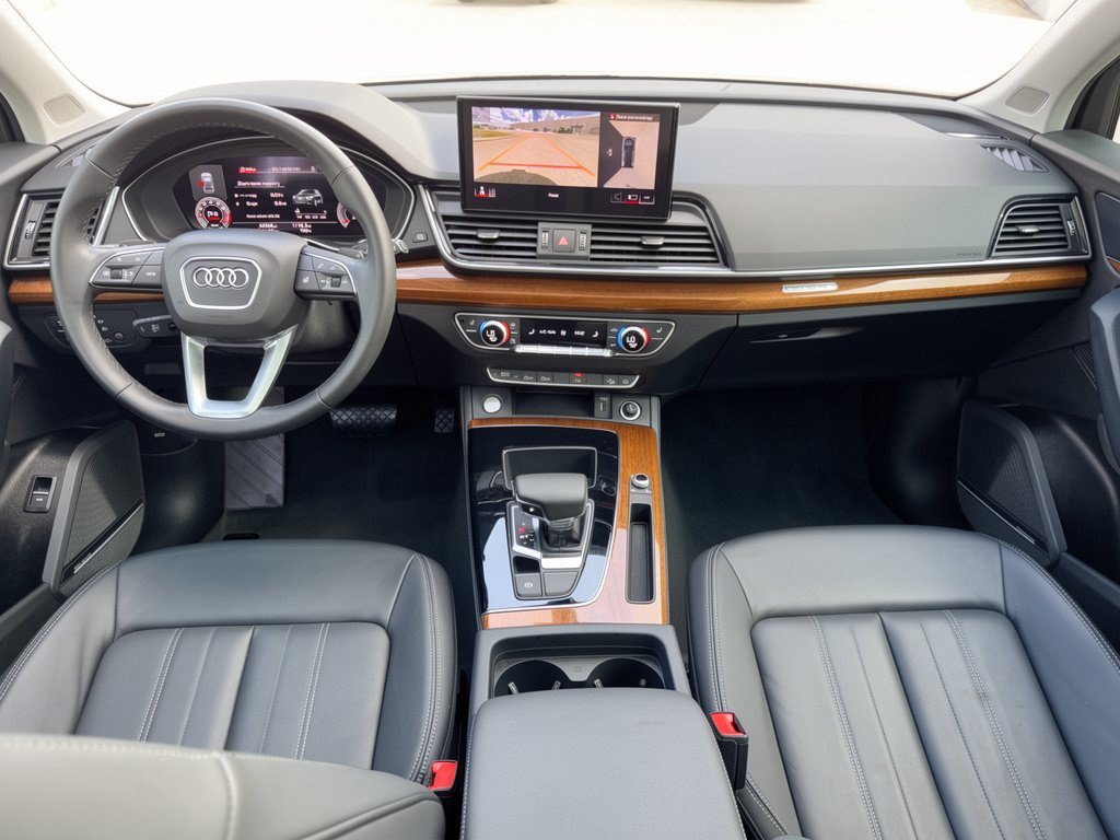 Used 2023 Audi Q5 2.0T Premium Plus w/ Premium Plus Package AWD/4WD image 17