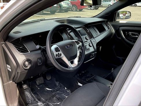 Used 2017 Ford Taurus Police Interceptor FWD image 13