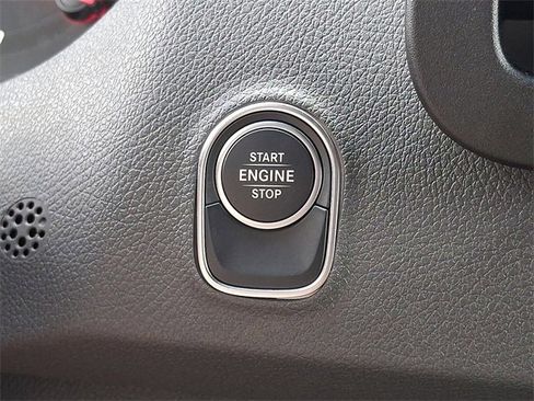 Used 2025 Mercedes-Benz Sprinter 2500 image 23