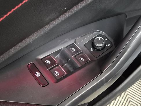 Used 2024 Volkswagen Jetta GLI 40th Anniversary Edition image 16